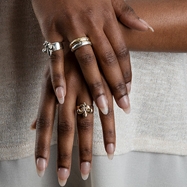 Fleur-de-lis Diamond Ring